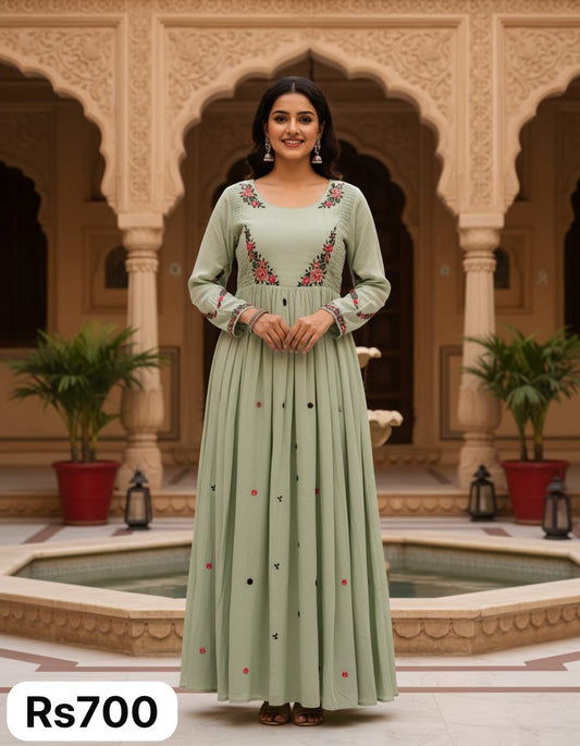 Mul cotton full length gown